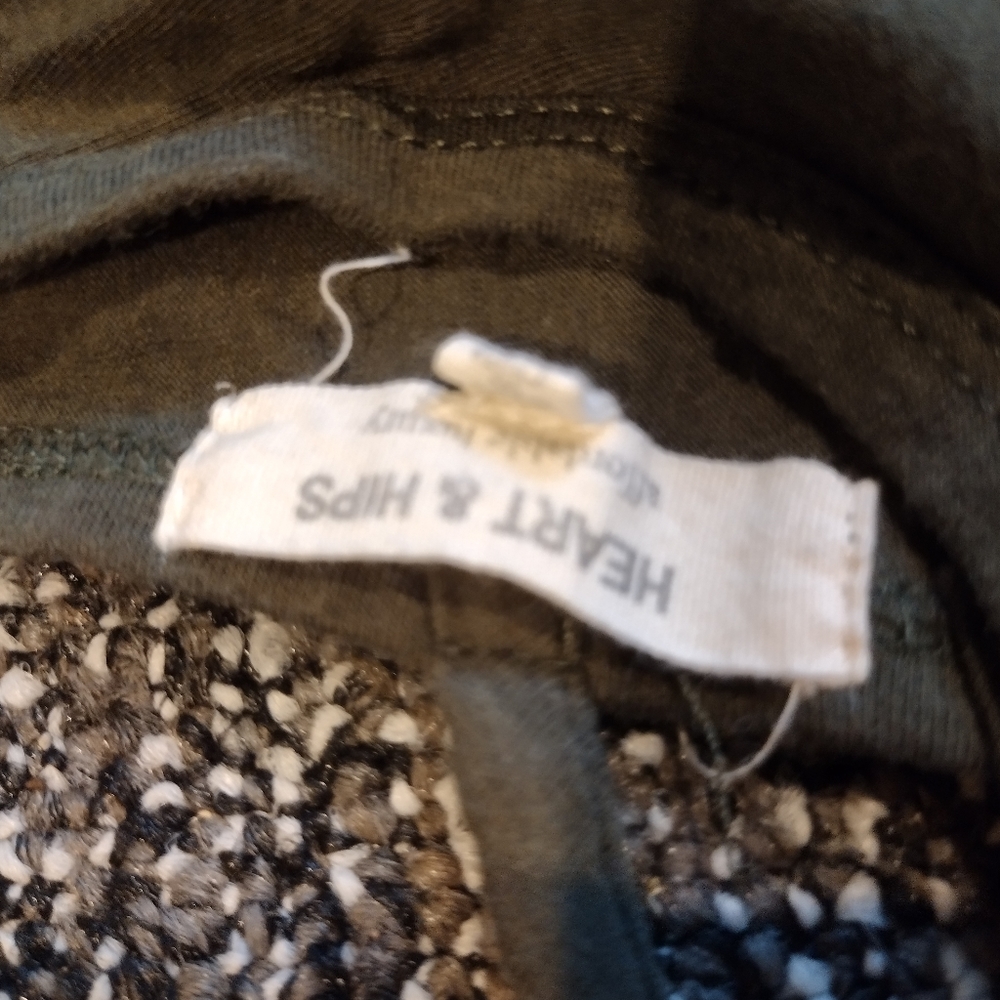 Green Cross-Back Tunic - Picture 3 of 4